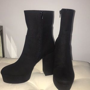 Black Platform Boot
